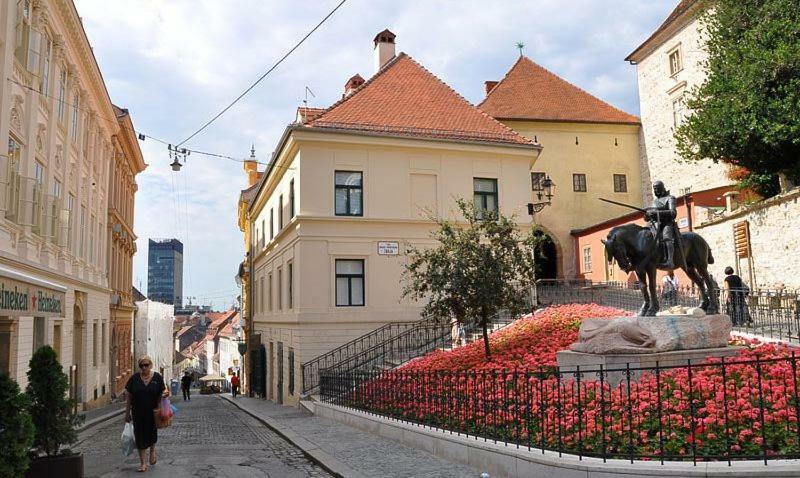 Stone Gate * Zagreb